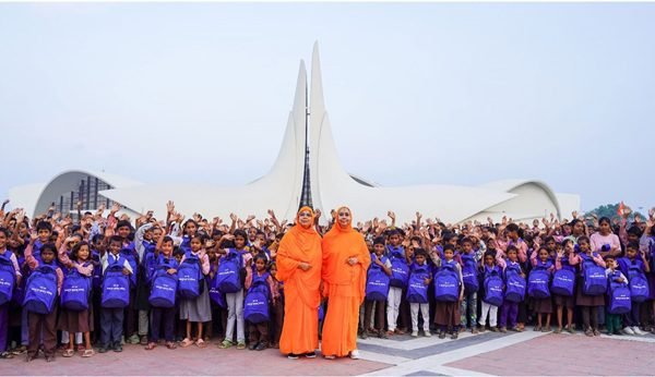 Jagadguru Kripalu Parishat’s 2026 Philanthropic Initiatives Reach More Than 43,000 Children and Villagers this past summer
